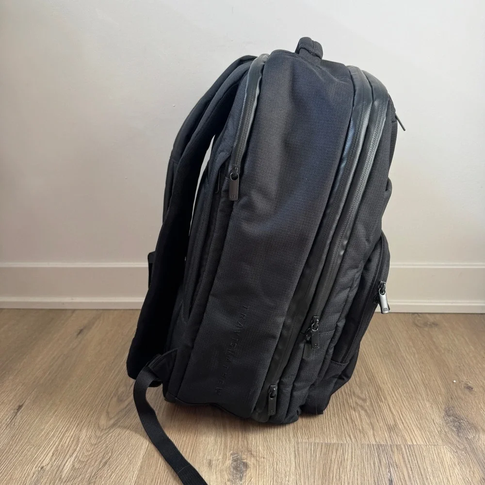 TravisMathew 1st Class Travel Backpack Black Laptop Bag Ripstop EUC 88 Tactical